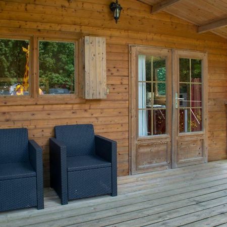 Camping Des Rochers Des Parcs Hotel Clécy Exterior photo