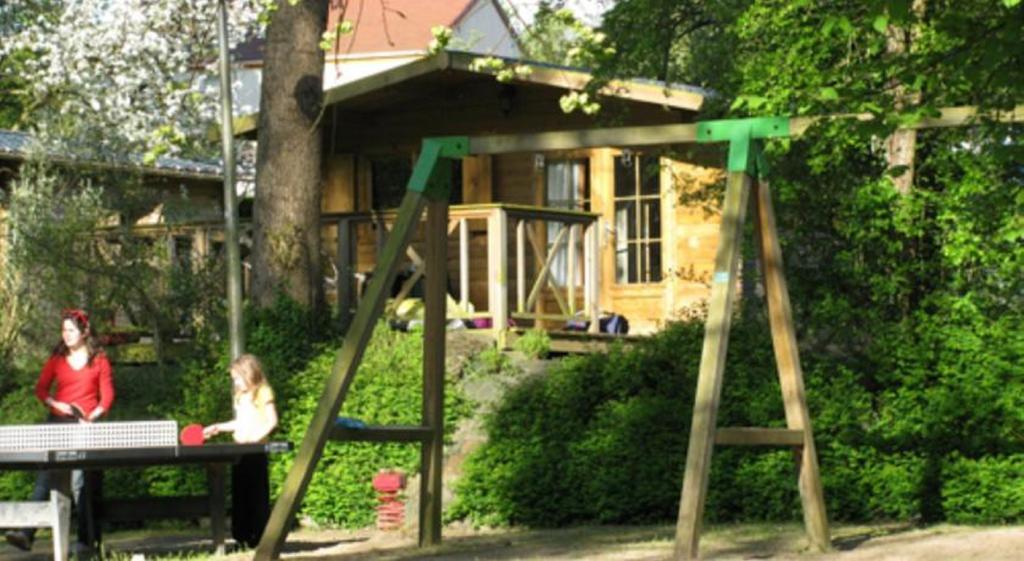 Camping Des Rochers Des Parcs Hotel Clécy Room photo
