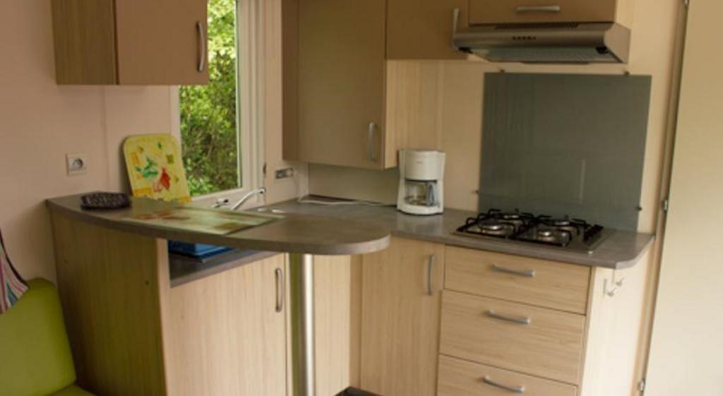 Camping Des Rochers Des Parcs Hotel Clécy Room photo
