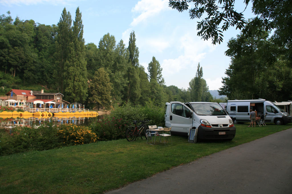 Camping Des Rochers Des Parcs Hotel Clécy Exterior photo