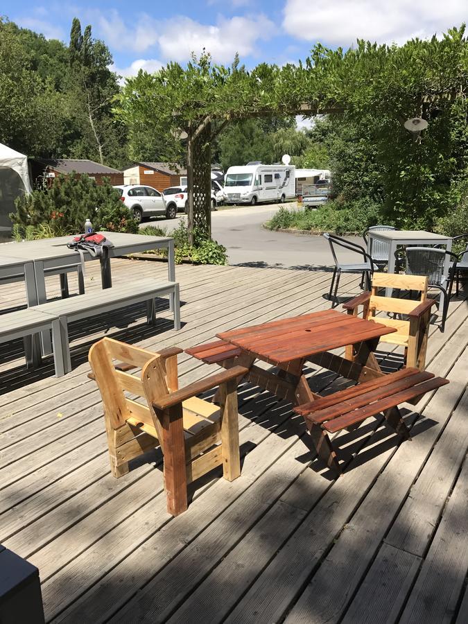 Camping Des Rochers Des Parcs Hotel Clécy Exterior photo